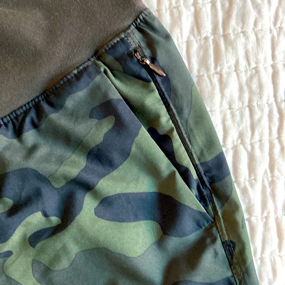 Maternity - Picture 3 of 3